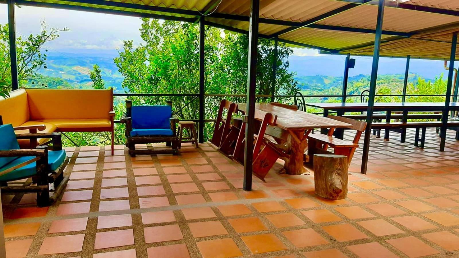 Mountain View Hostel San Peregrino ภายนอก รูปภาพ
